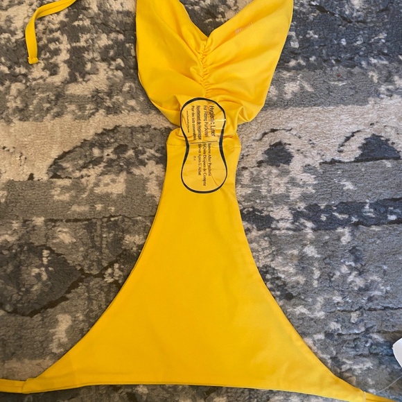 Fused Hawaii Aloha Medium Bottom “Lemonade “ tie sides, scrunched back - Picture 2 of 4